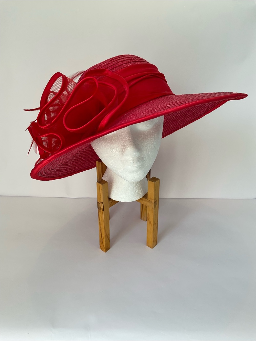 Elegant Red Wide-Brim Women's Hat